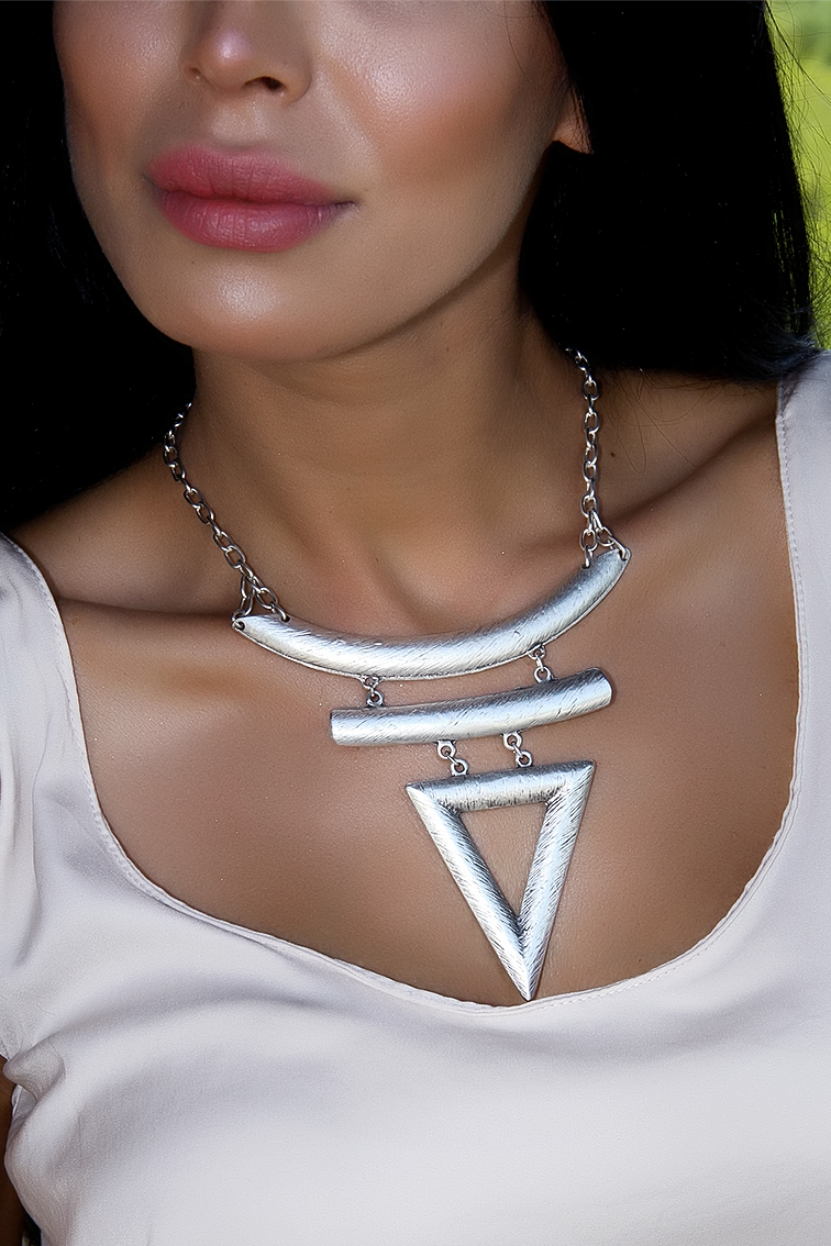 Women NECKLACE