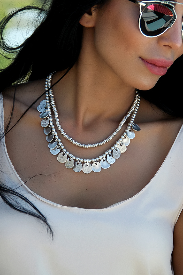 Women NECKLACE