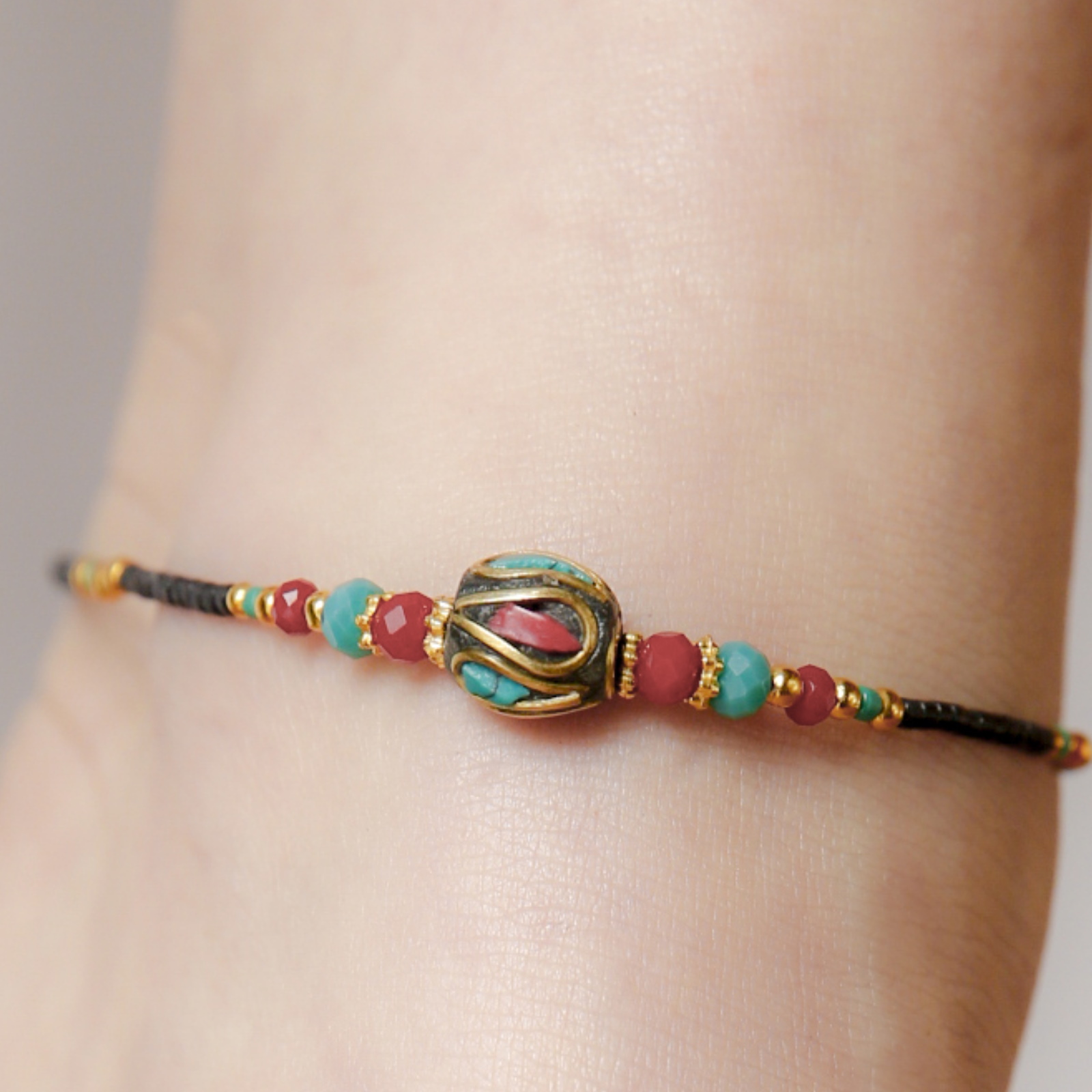 WOMEN BANGLE