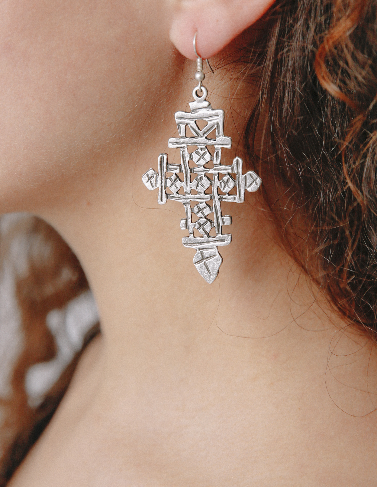 WOMEN EARRING