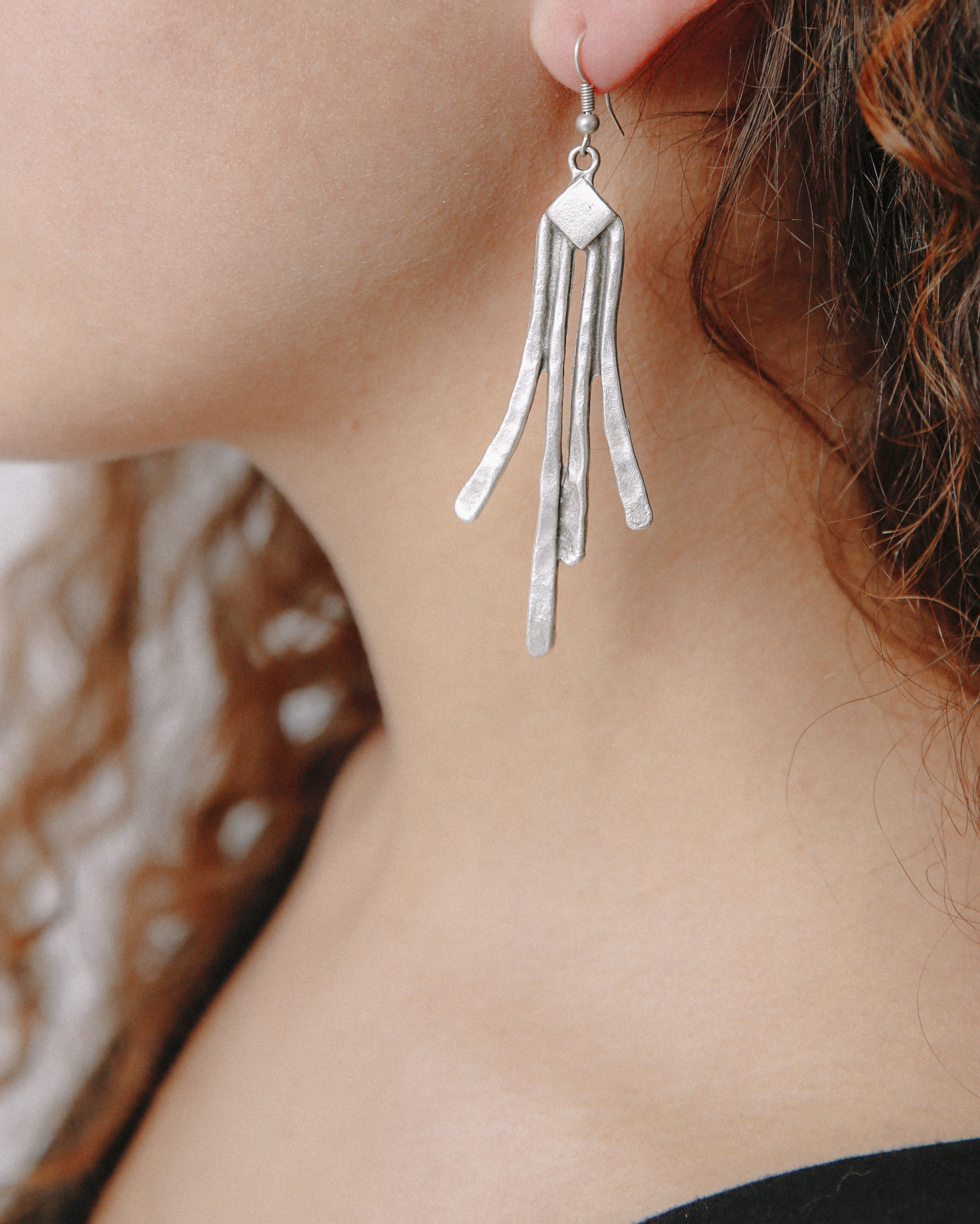 WOMEN EARRING